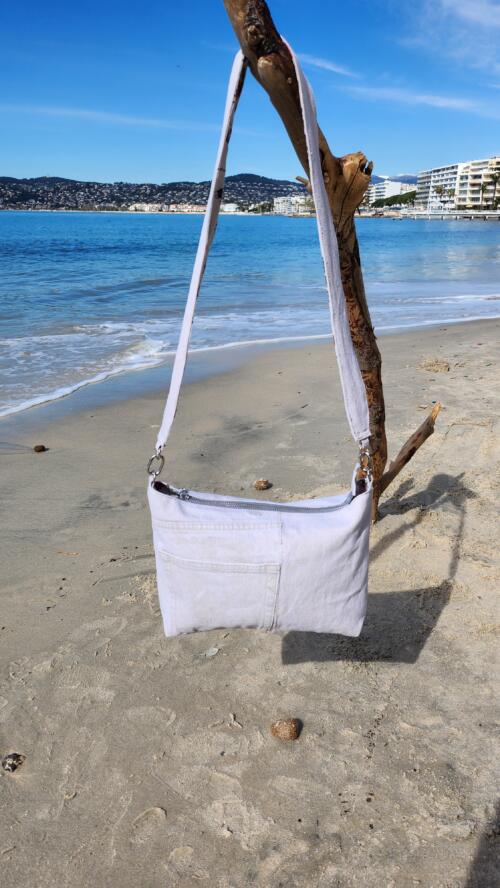CROSSBODY BAG