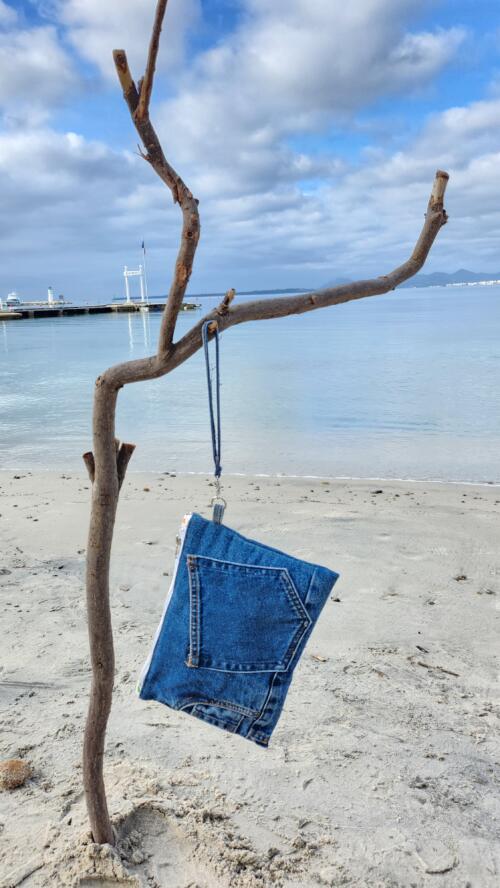 CLUTCH BAG