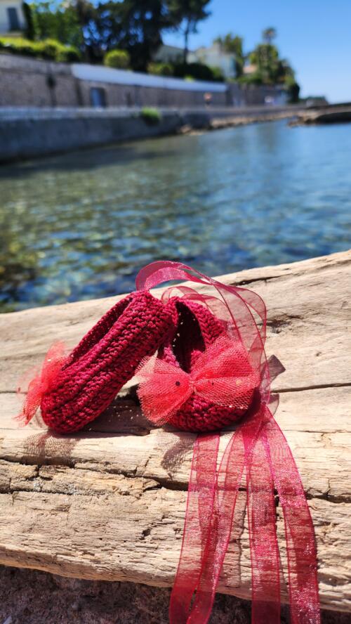CROCHET BABY SHOES