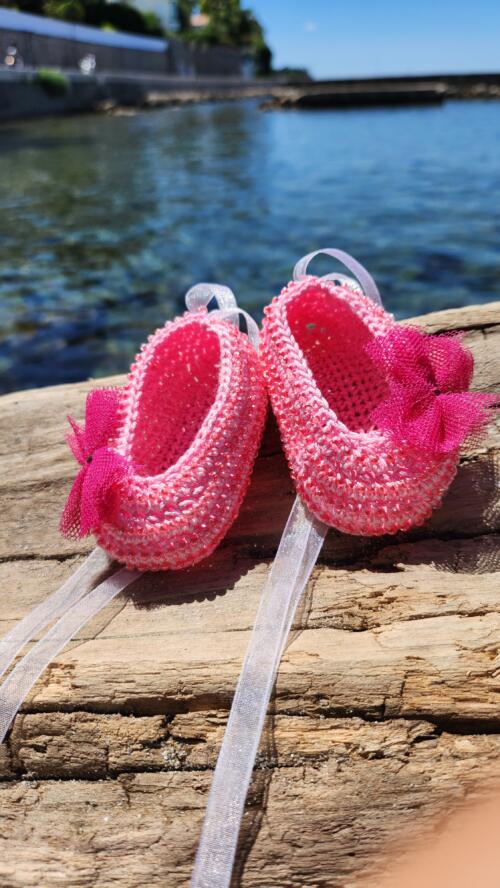 CROCHET BABY SHOES
